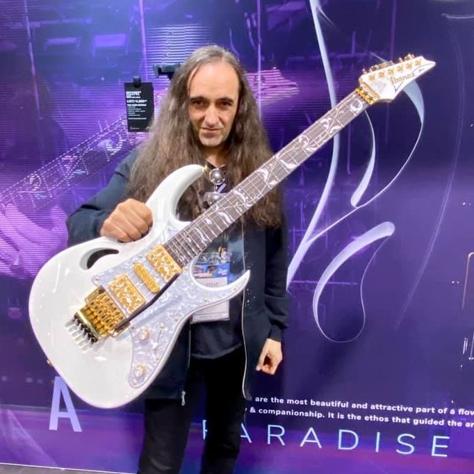 Pic taken by Robert Johnson of Capital City Guitars (Olympia WA)